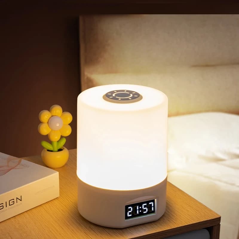 Lampka nocna z zegarem, lampka nocna do sypialni, dotykowa lampka do karmienia dziecka i ochrony oczu, ładowanie USB